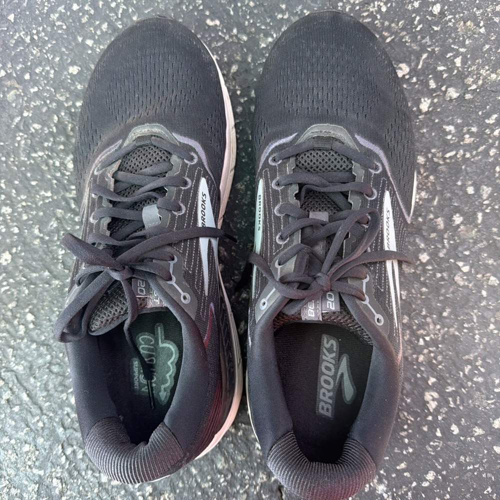 Brooks Beast 20 Shoes Mens 13 Wide Black Athletic Running Walking Sneaker used - Picture 3 of 9